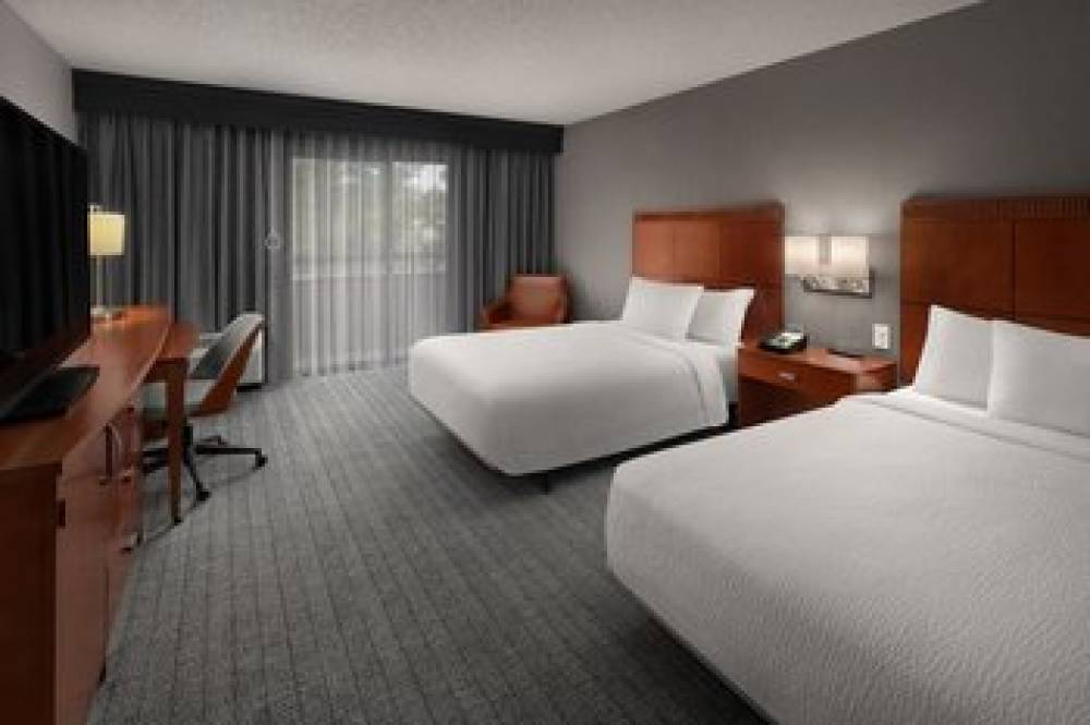 Courtyard By Marriott Portland Beaverton 8