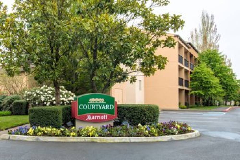 Courtyard By Marriott Portland Hillsboro 2