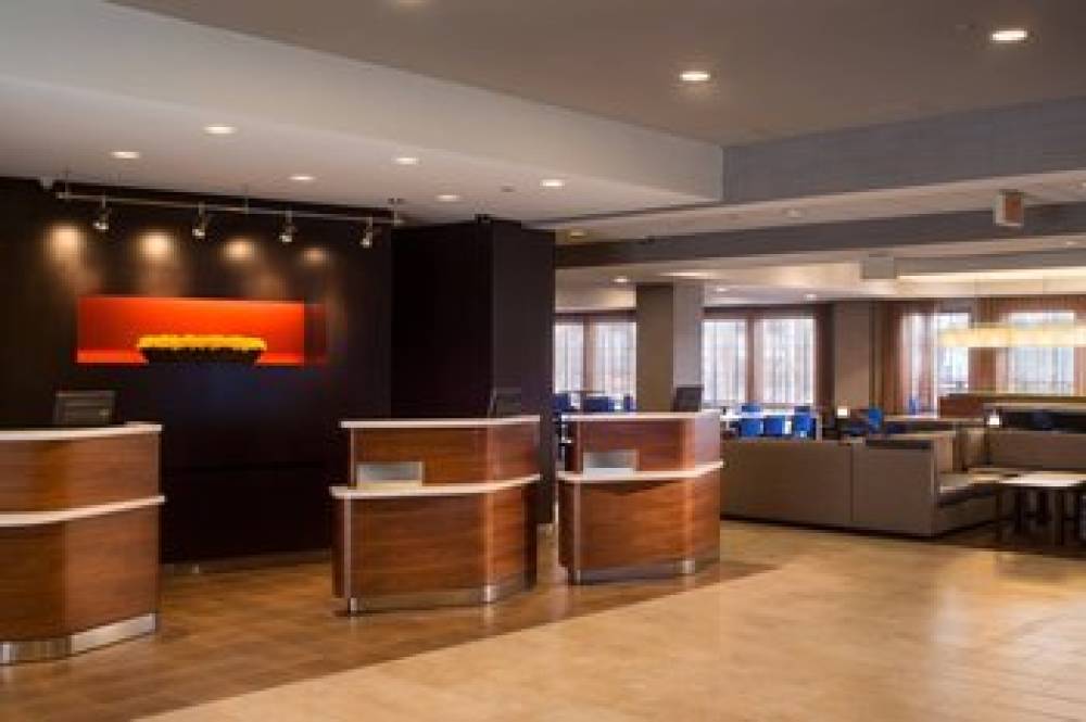 Courtyard By Marriott Providence Downtown 4