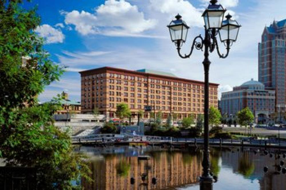 Courtyard By Marriott Providence Downtown 2