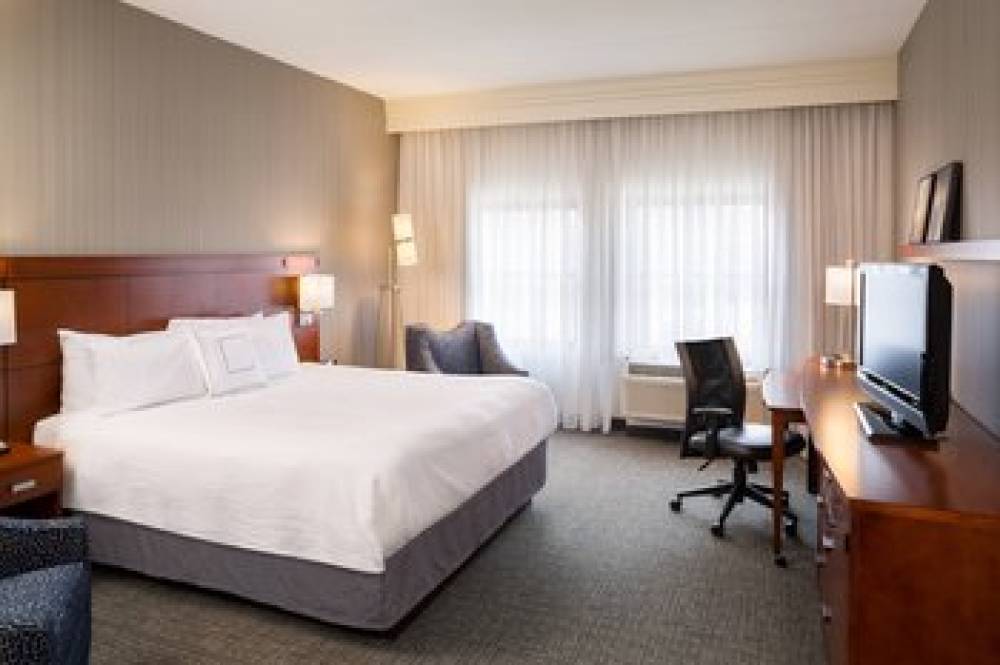 Courtyard By Marriott Providence Downtown 7