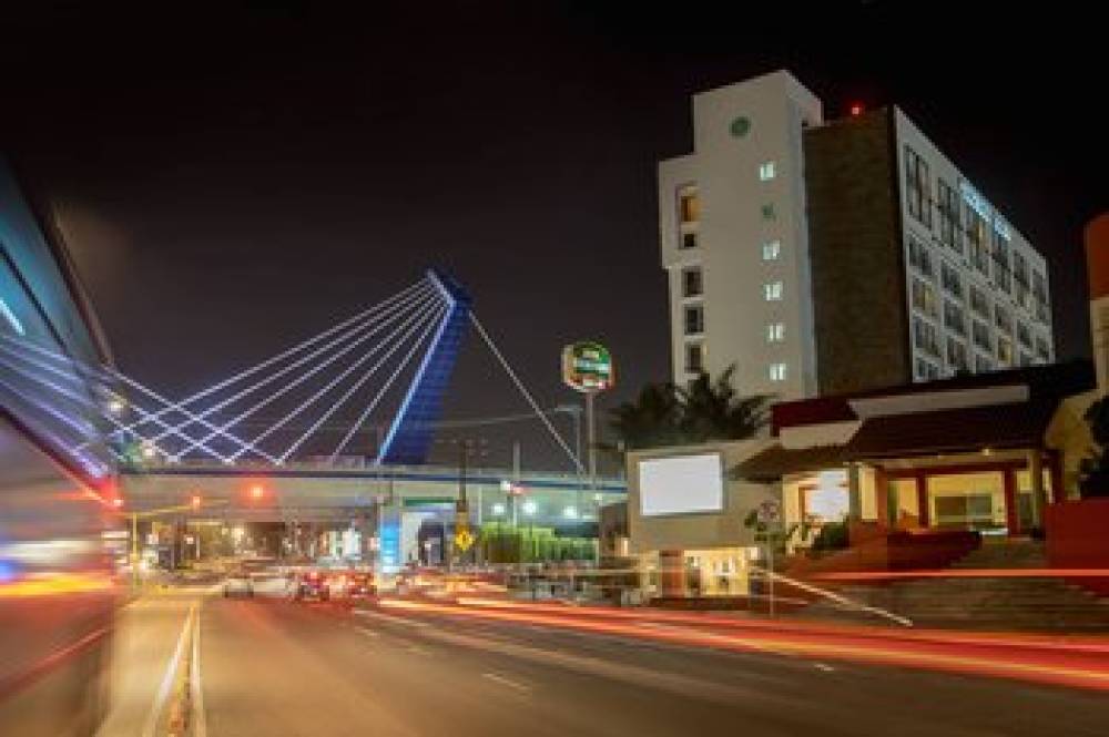 Courtyard By Marriott Puebla Las Animas