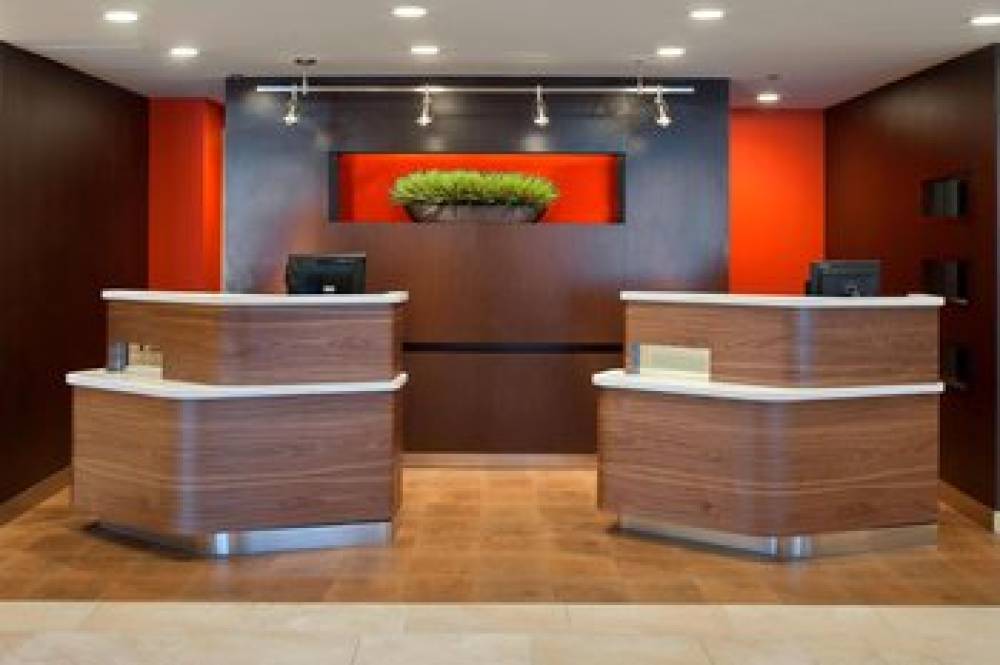 Courtyard By Marriott Pueblo 3