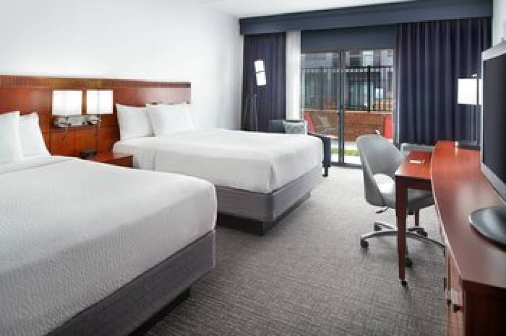 Courtyard By Marriott Raleigh Midtown 4