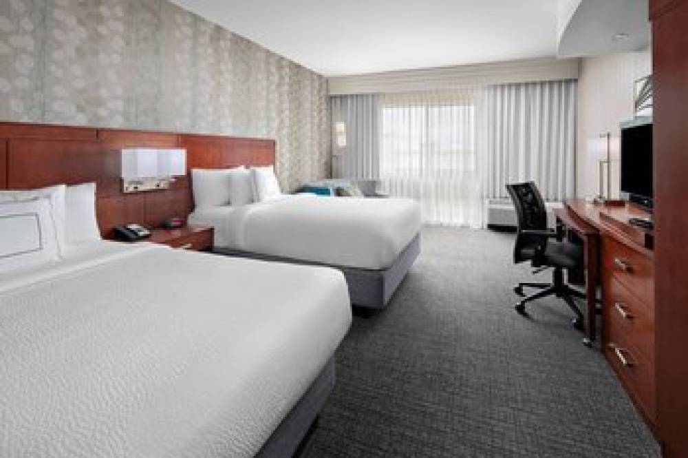 Courtyard By Marriott Raleigh North-Triangle Town Center 8