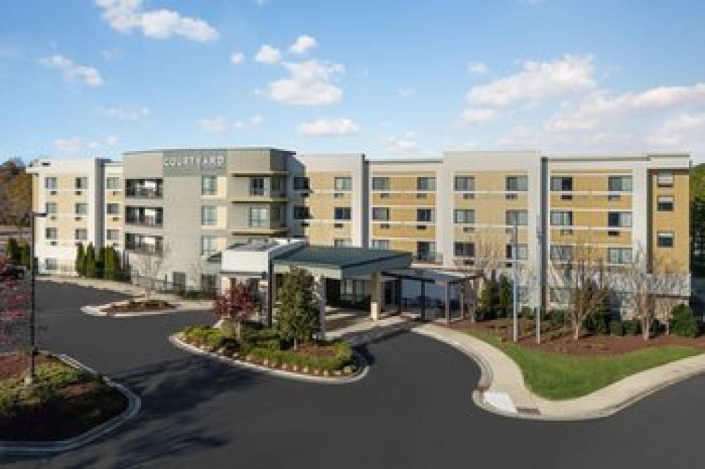 Courtyard By Marriott Raleigh North-Triangle Town Center 2