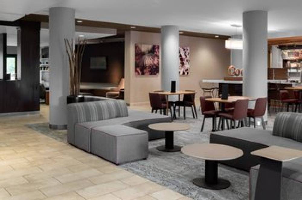 Courtyard By Marriott Raleigh North-Triangle Town Center 5