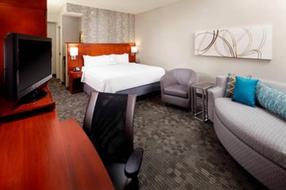 Courtyard By Marriott Reading Wyomissing 7