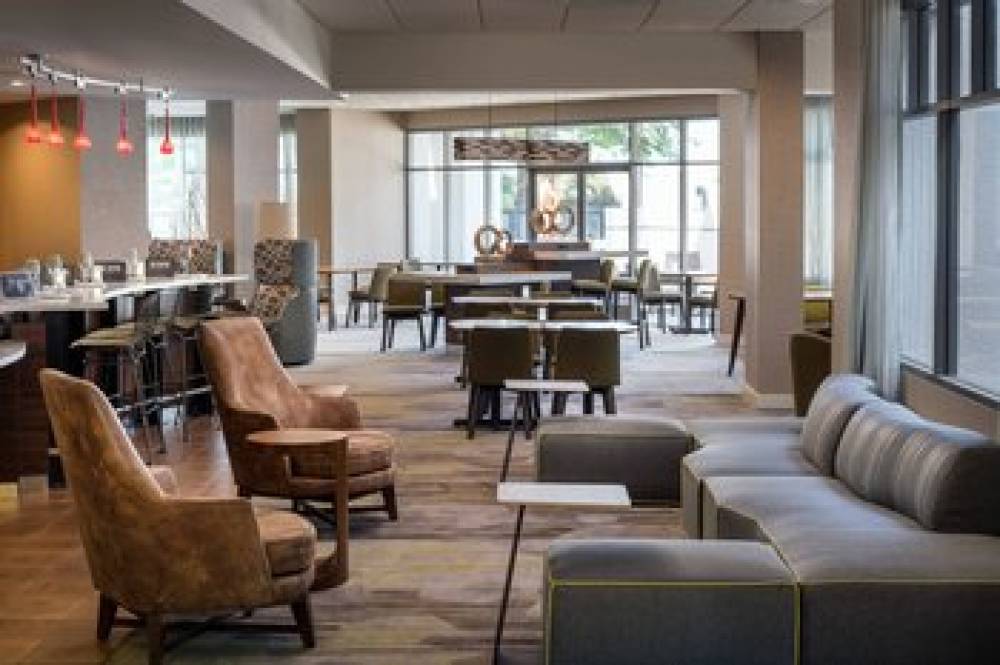 Courtyard By Marriott Richmond Berkeley 1