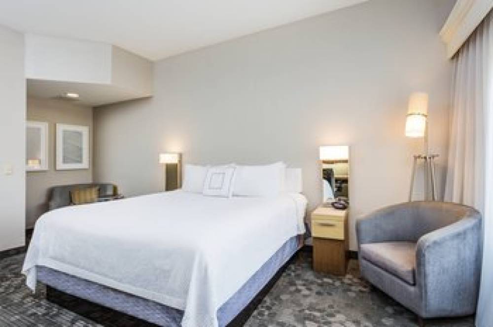 Courtyard By Marriott Rocky Mount 5