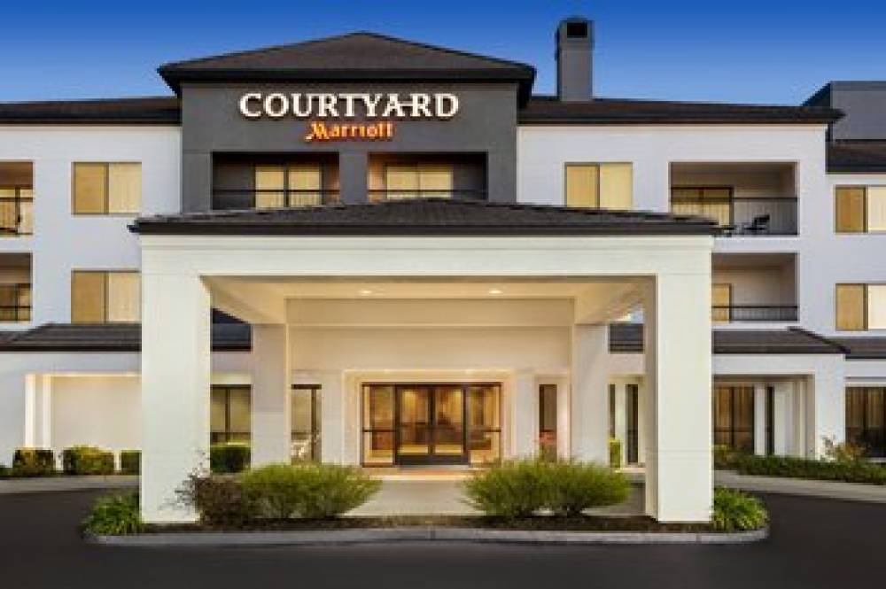 Courtyard By Marriott Roseville 1