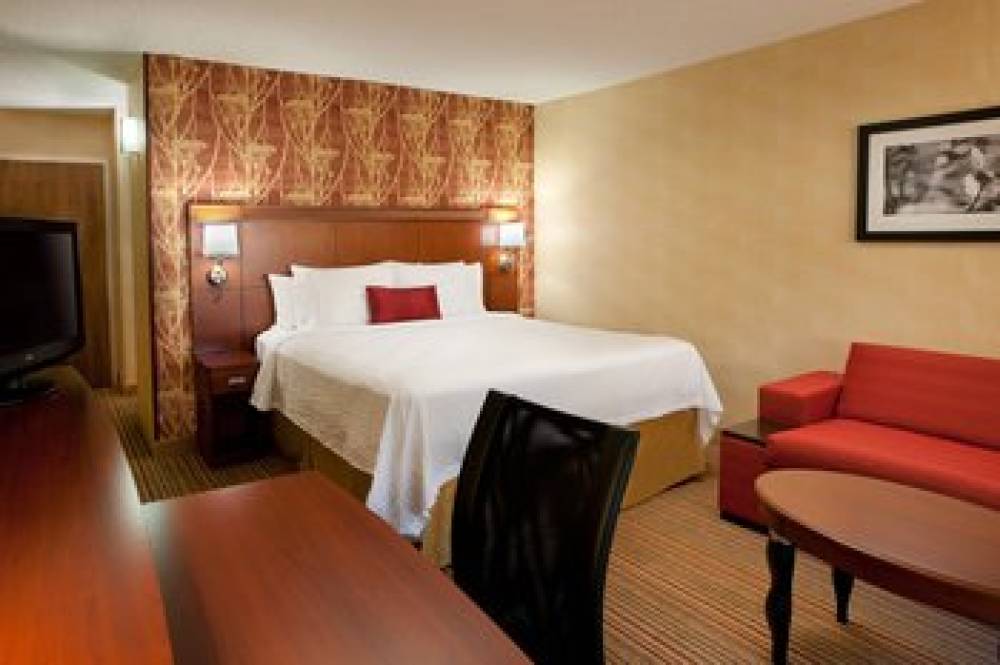 Courtyard By Marriott Sacramento Airport Natomas 1