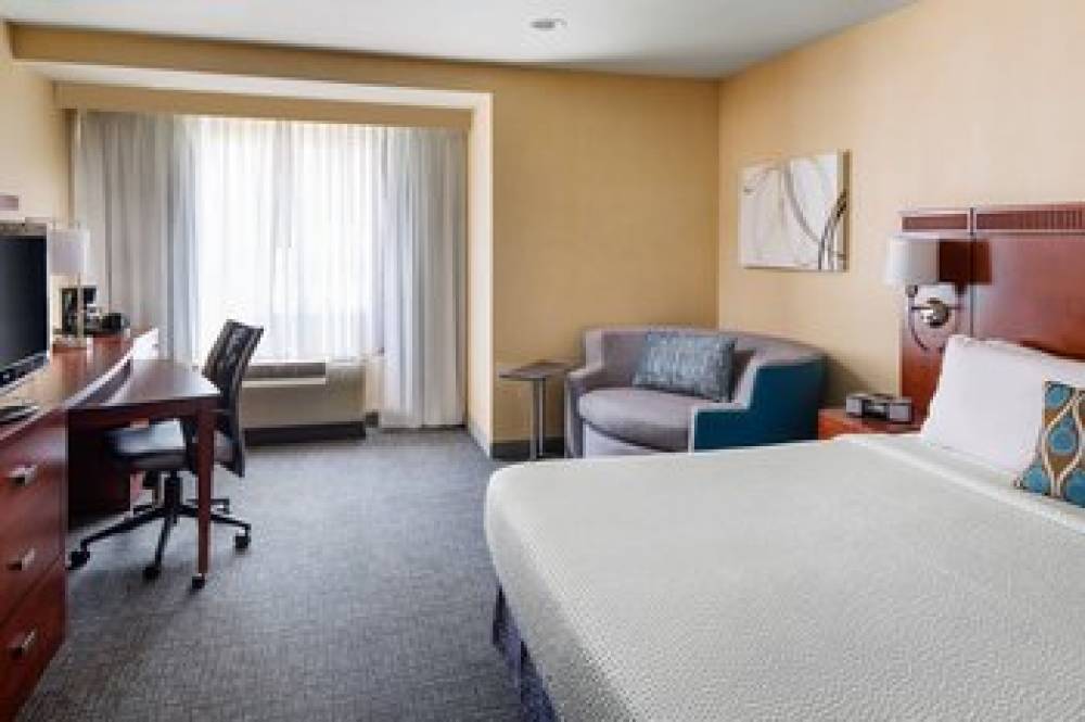 Courtyard By Marriott Sacramento Cal Expo 7