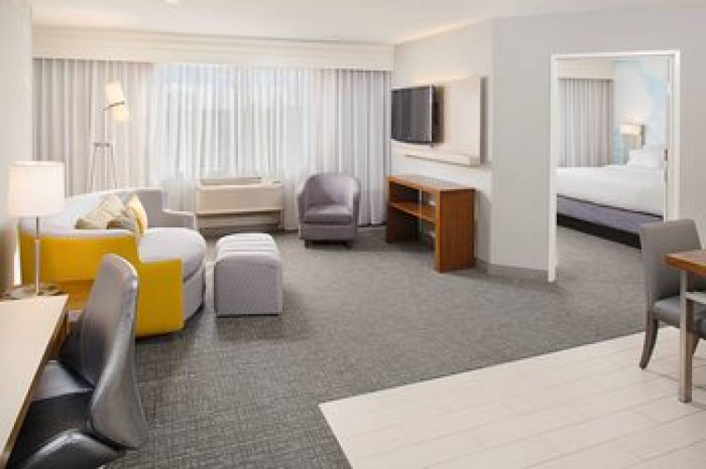 Courtyard By Marriott Sacramento Midtown 7