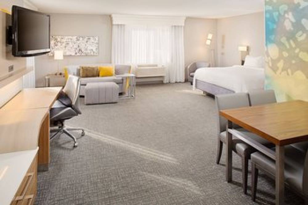 Courtyard By Marriott Sacramento Midtown 8