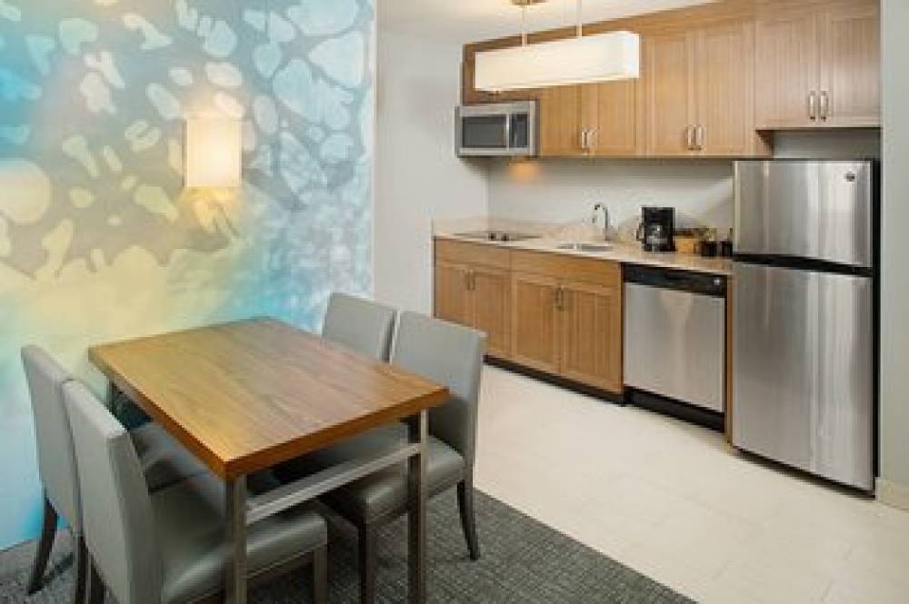 Courtyard By Marriott Sacramento Midtown 9