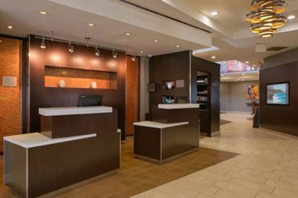 Courtyard By Marriott San Diego Old Town 4