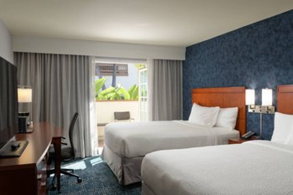 Courtyard By Marriott San Diego Old Town 7