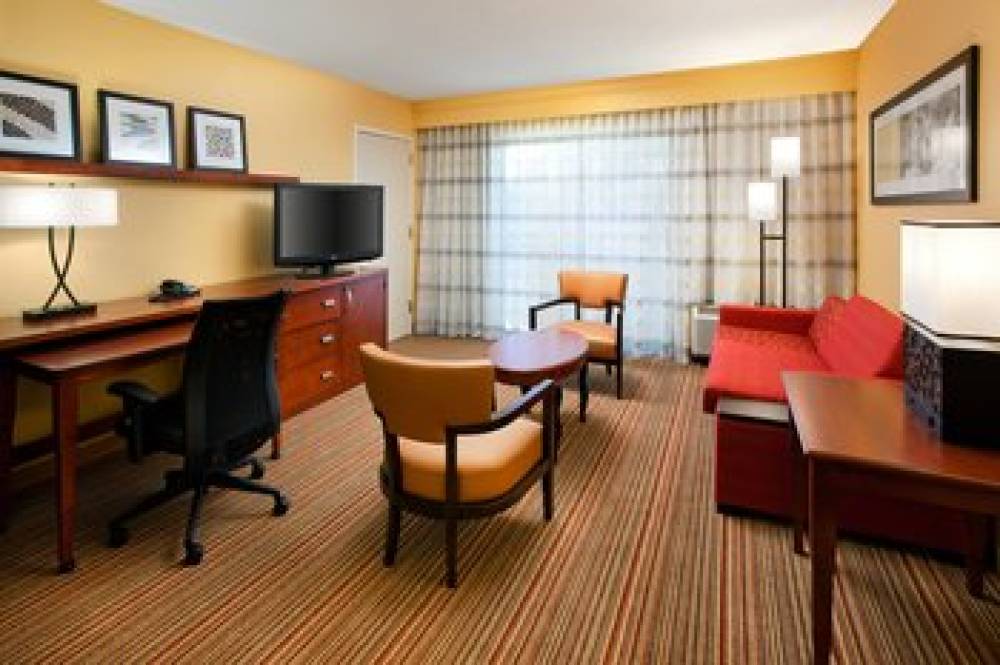 Courtyard By Marriott San Diego Sorrento Valley 10