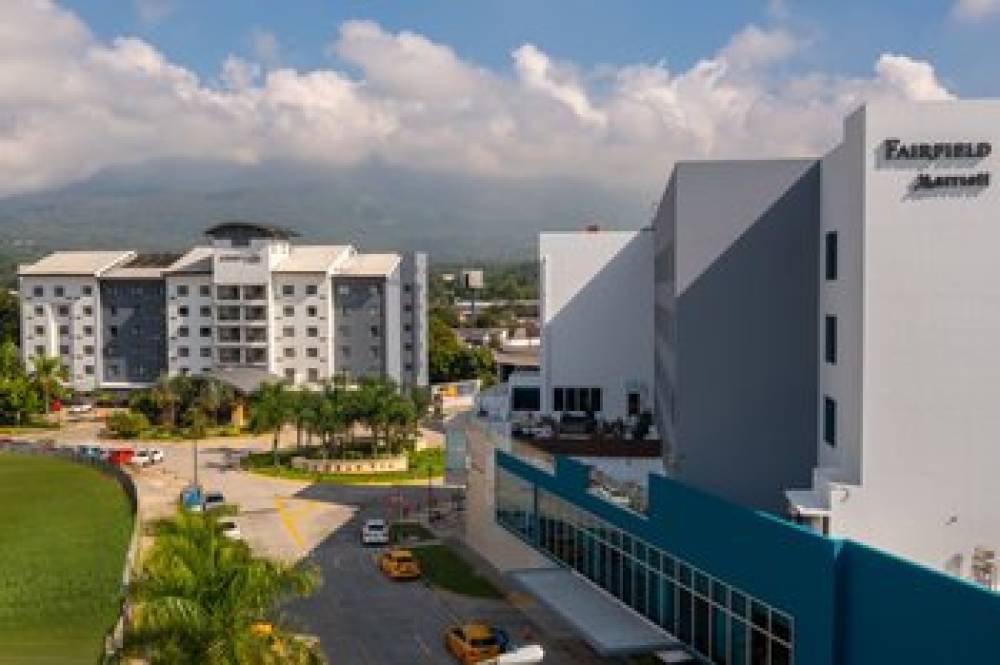 Courtyard By Marriott San Salvador 2