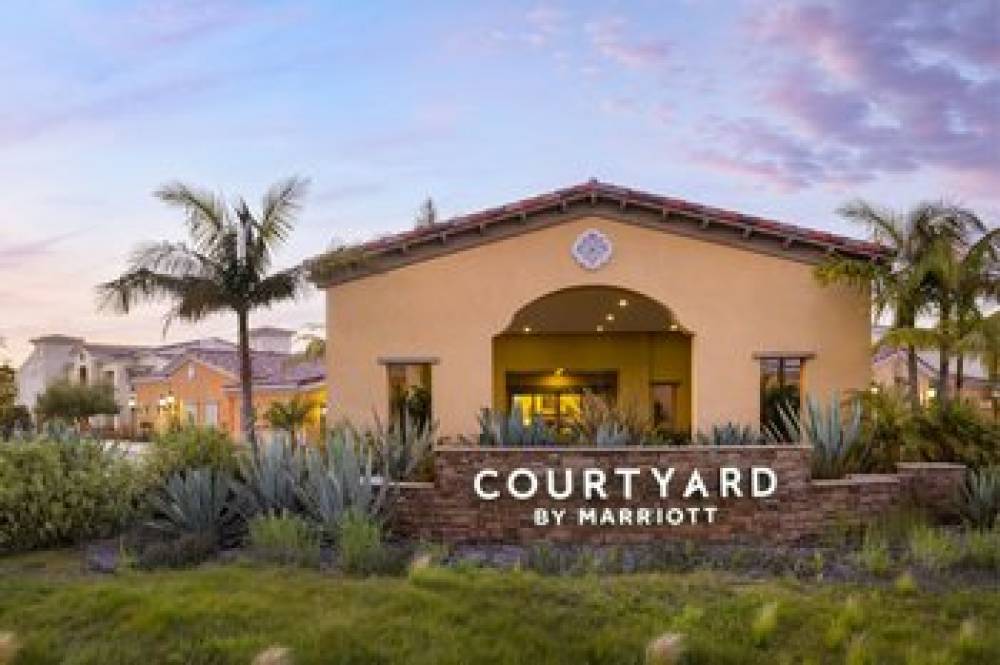 Courtyard By Marriott Santa Barbara Goleta 3