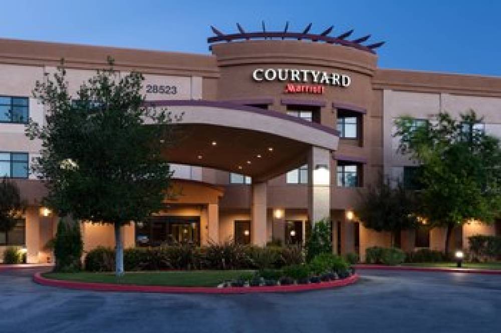 Courtyard By Marriott Santa Clarita Valencia 1