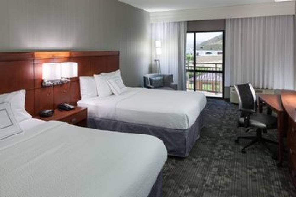 Courtyard By Marriott Santa Clarita Valencia 4