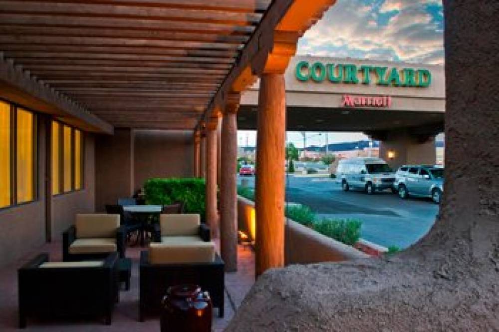 Courtyard By Marriott Santa Fe 2