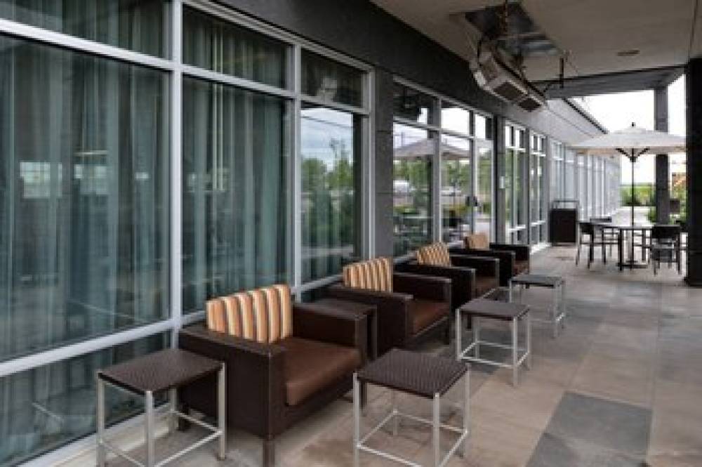 Courtyard By Marriott Saskatoon Airport 7