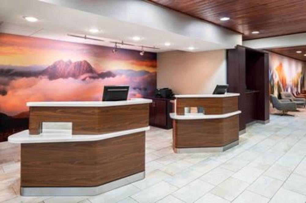 Courtyard By Marriott Scottsdale North 4