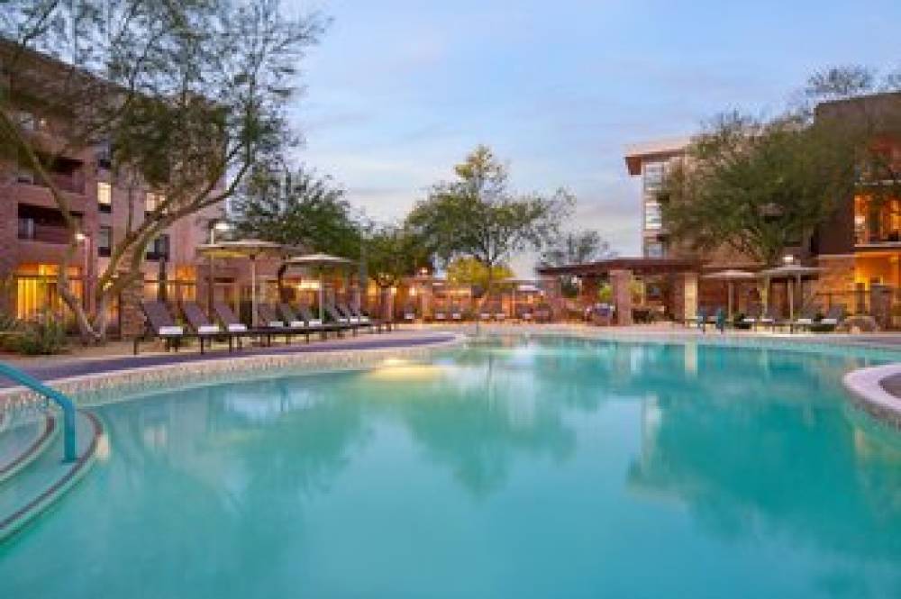 Courtyard By Marriott Scottsdale Salt River 1