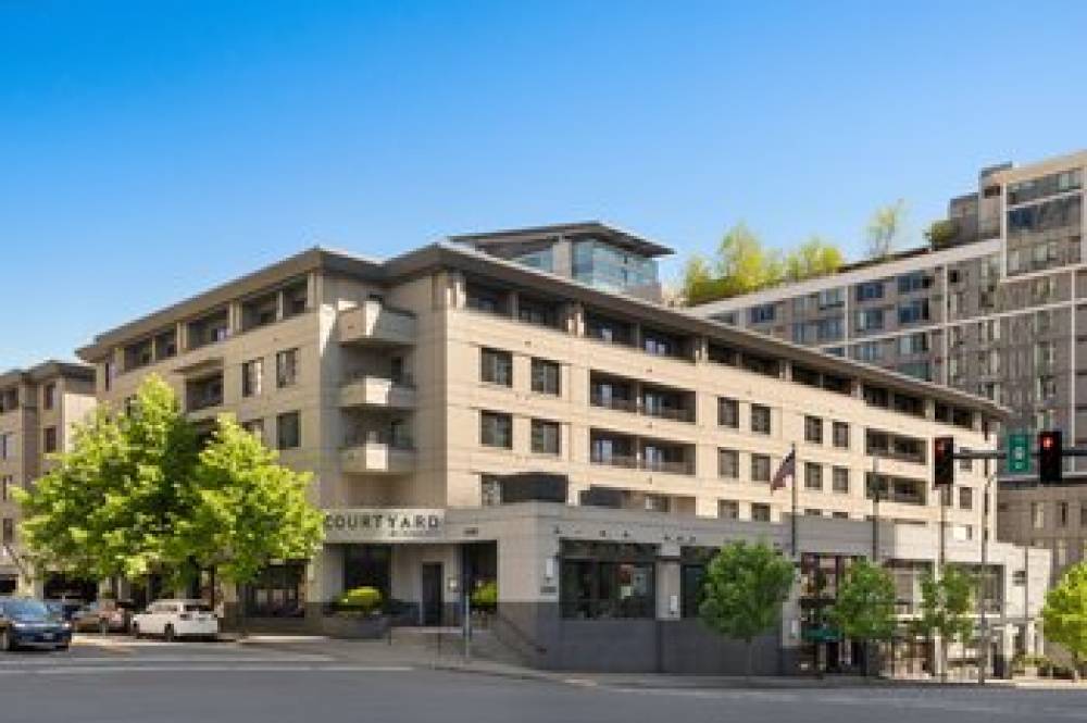 Courtyard By Marriott Seattle Bellevue Downtown 1