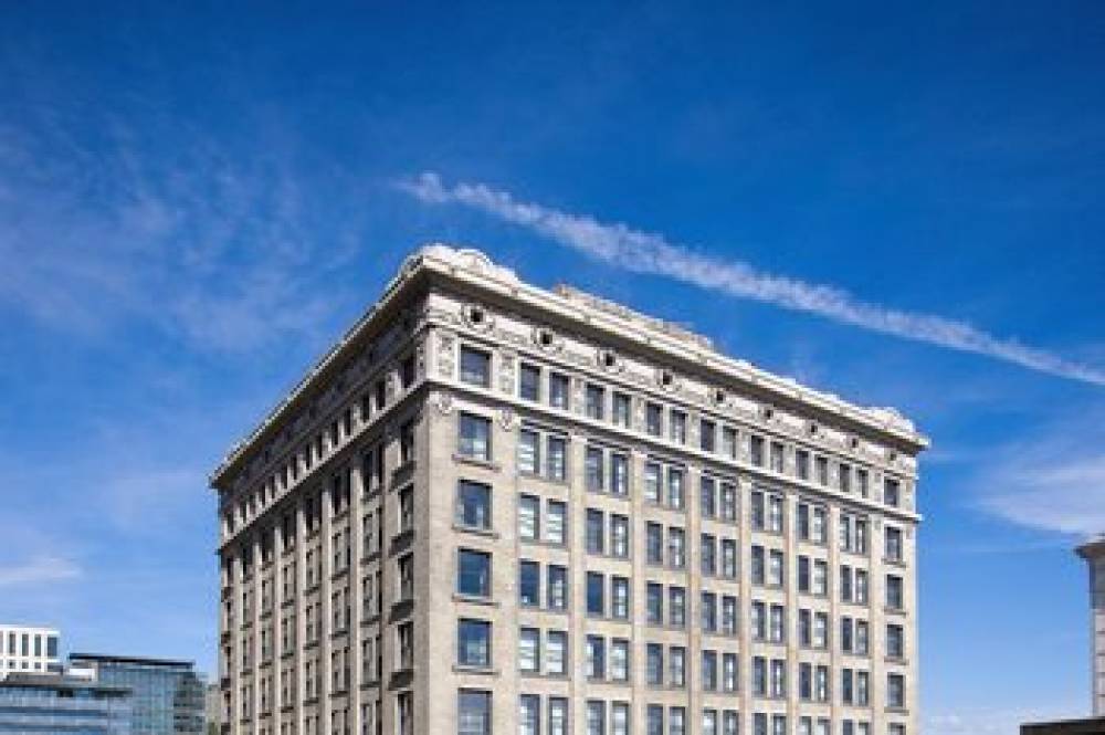 Courtyard By Marriott Seattle Downtown Pioneer Square