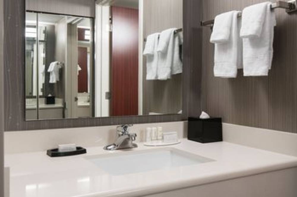 Courtyard By Marriott Seattle Federal Way 8