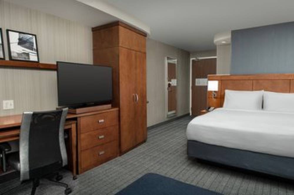 Courtyard By Marriott Seattle Kirkland 8