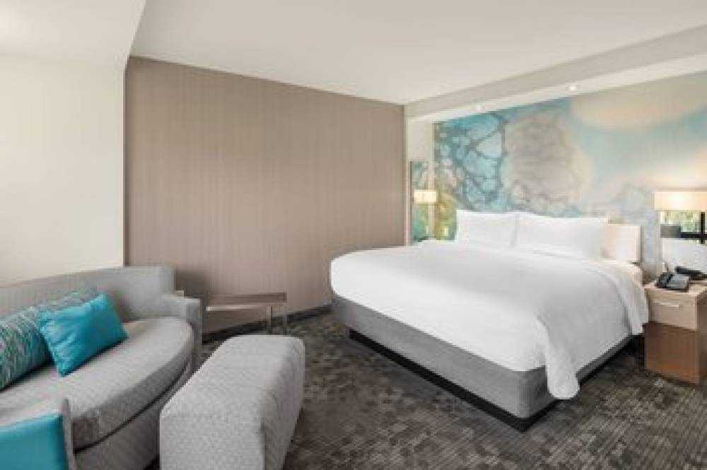 Courtyard By Marriott Seattle Northgate 8