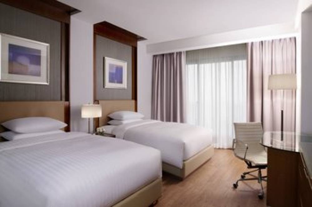 Courtyard By Marriott Seoul Times Square 8