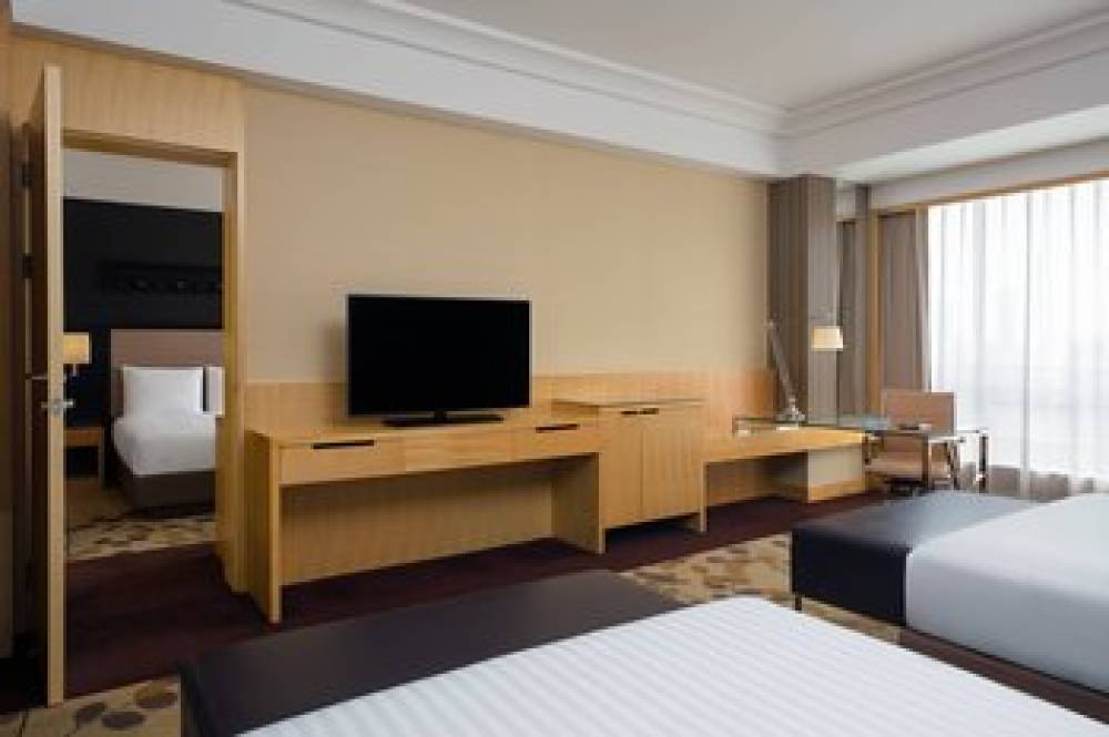 Courtyard By Marriott Shanghai Central 8