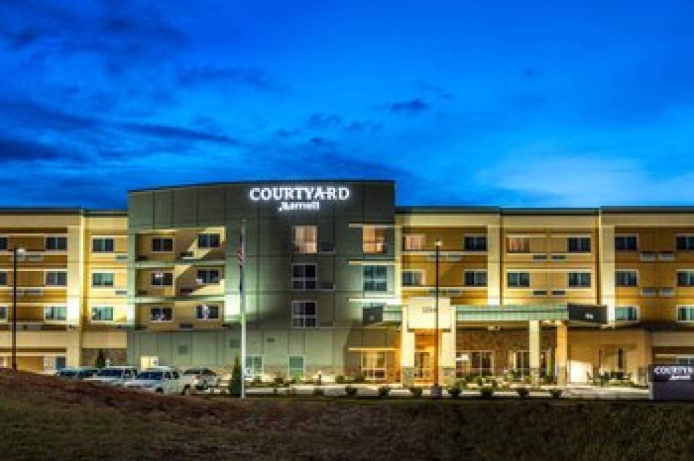 Courtyard By Marriott Somerset 1