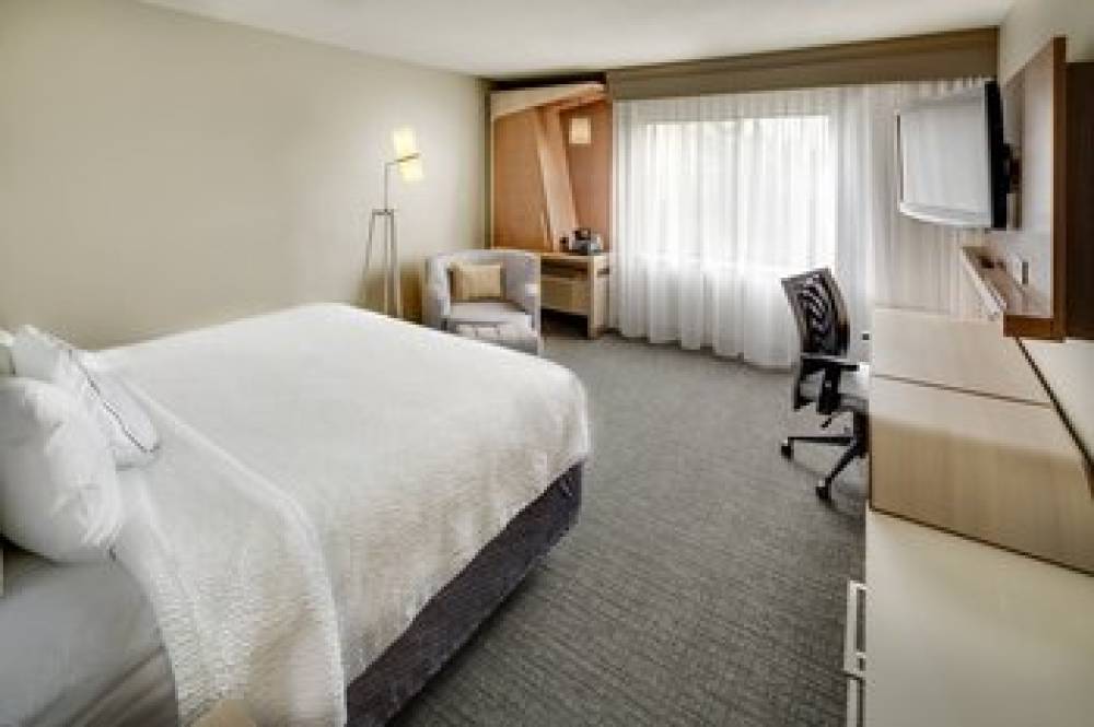 Courtyard By Marriott St Louis Airport Earth City 5