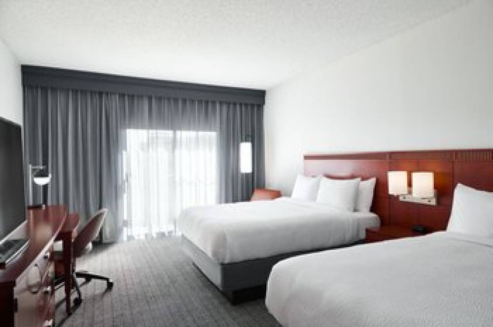 Courtyard By Marriott St Louis Creve Coeur 1