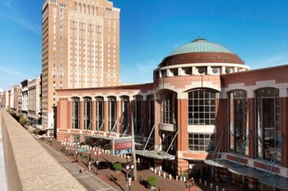 Courtyard By Marriott St Louis Downtown Convention Center 3