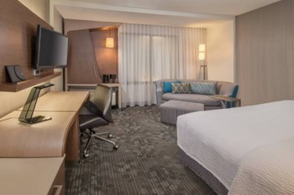 Courtyard By Marriott St Louis West County 7