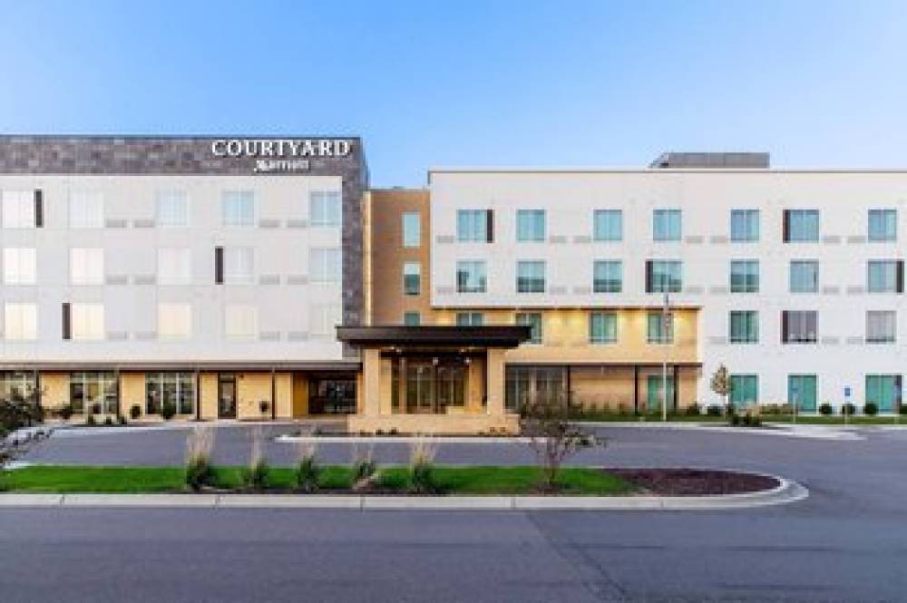 Courtyard By Marriott St Paul Woodbury 1