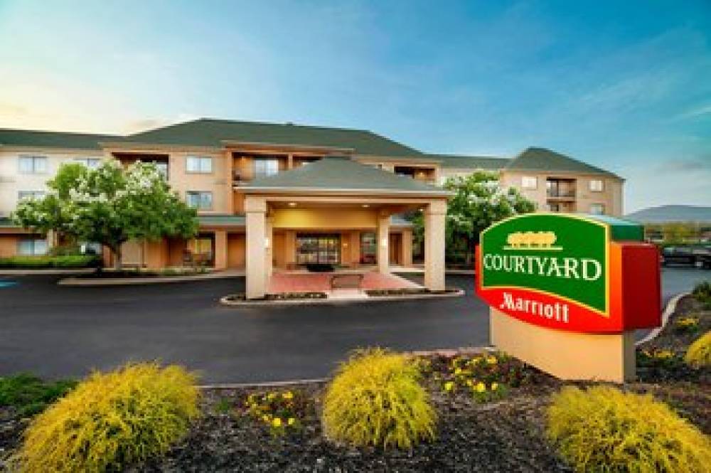 Courtyard By Marriott State College 2