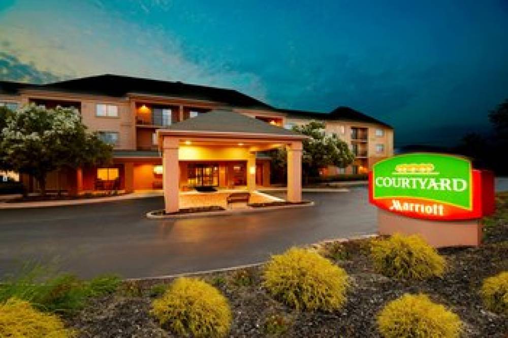 Courtyard By Marriott State College 1