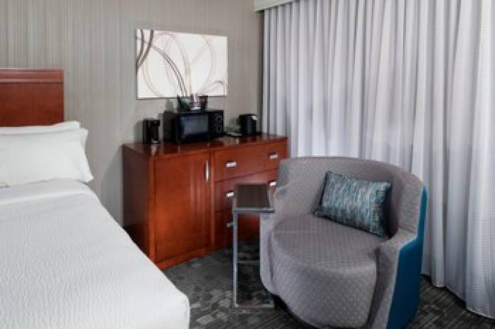 Courtyard By Marriott Suffolk Chesapeake 8