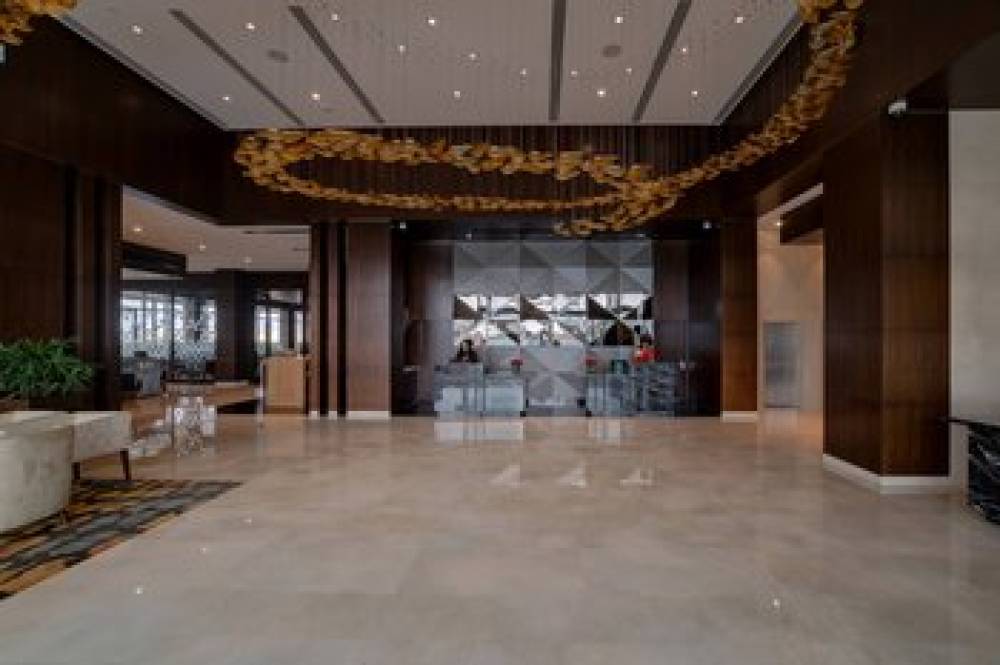 Courtyard By Marriott Surat 4