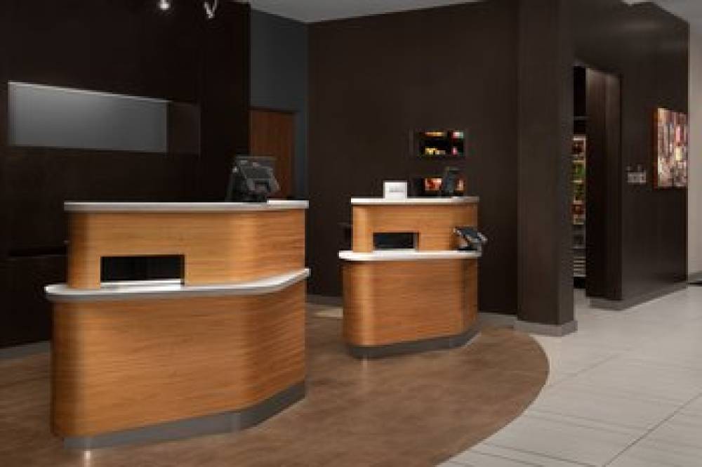 Courtyard By Marriott Syracuse Downtown 7