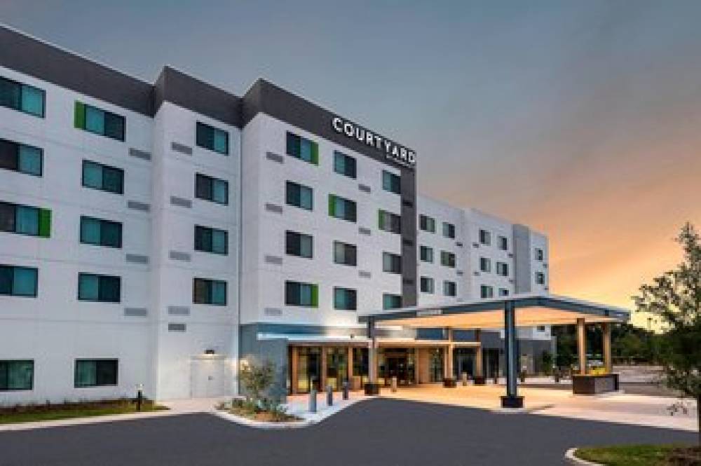 Courtyard By Marriott Tampa Northwest-Veterans Expressway 2